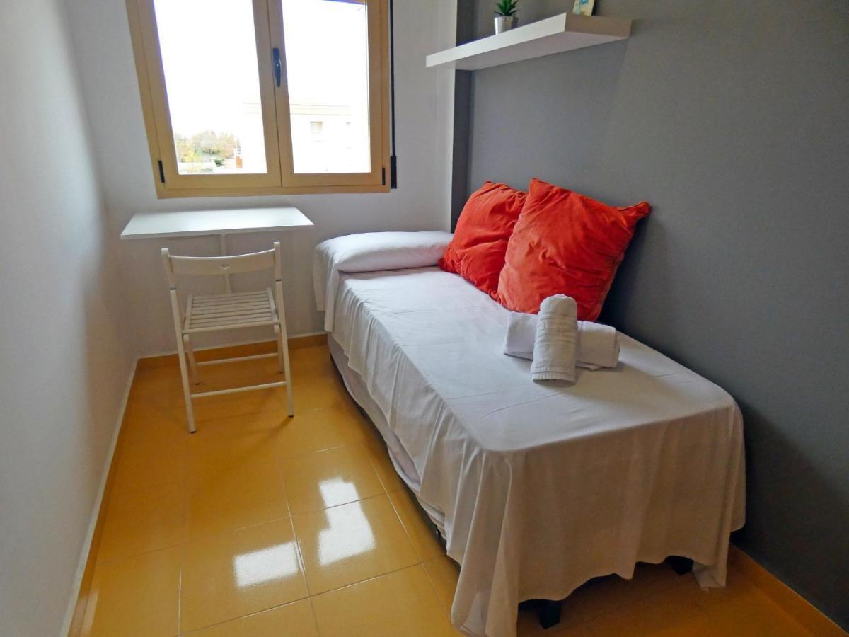 Anacasa Avinyo Sector 5 Ap121 Apartman Oliva Kültér fotó