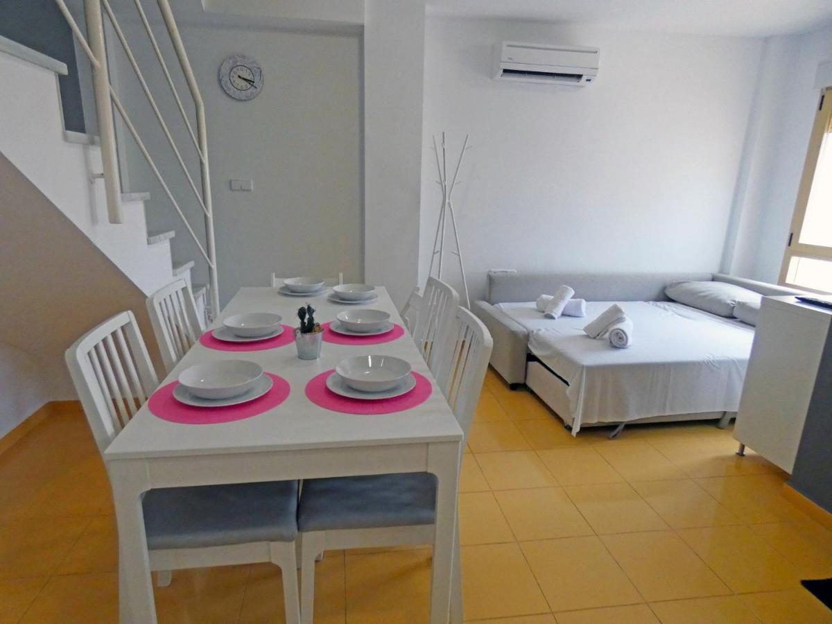 Anacasa Avinyo Sector 5 Ap121 Apartman Oliva Kültér fotó