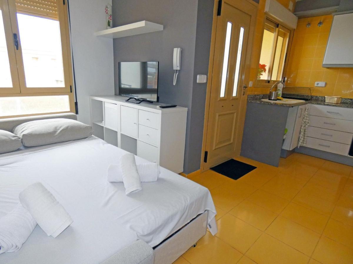 Anacasa Avinyo Sector 5 Ap121 Apartman Oliva Kültér fotó